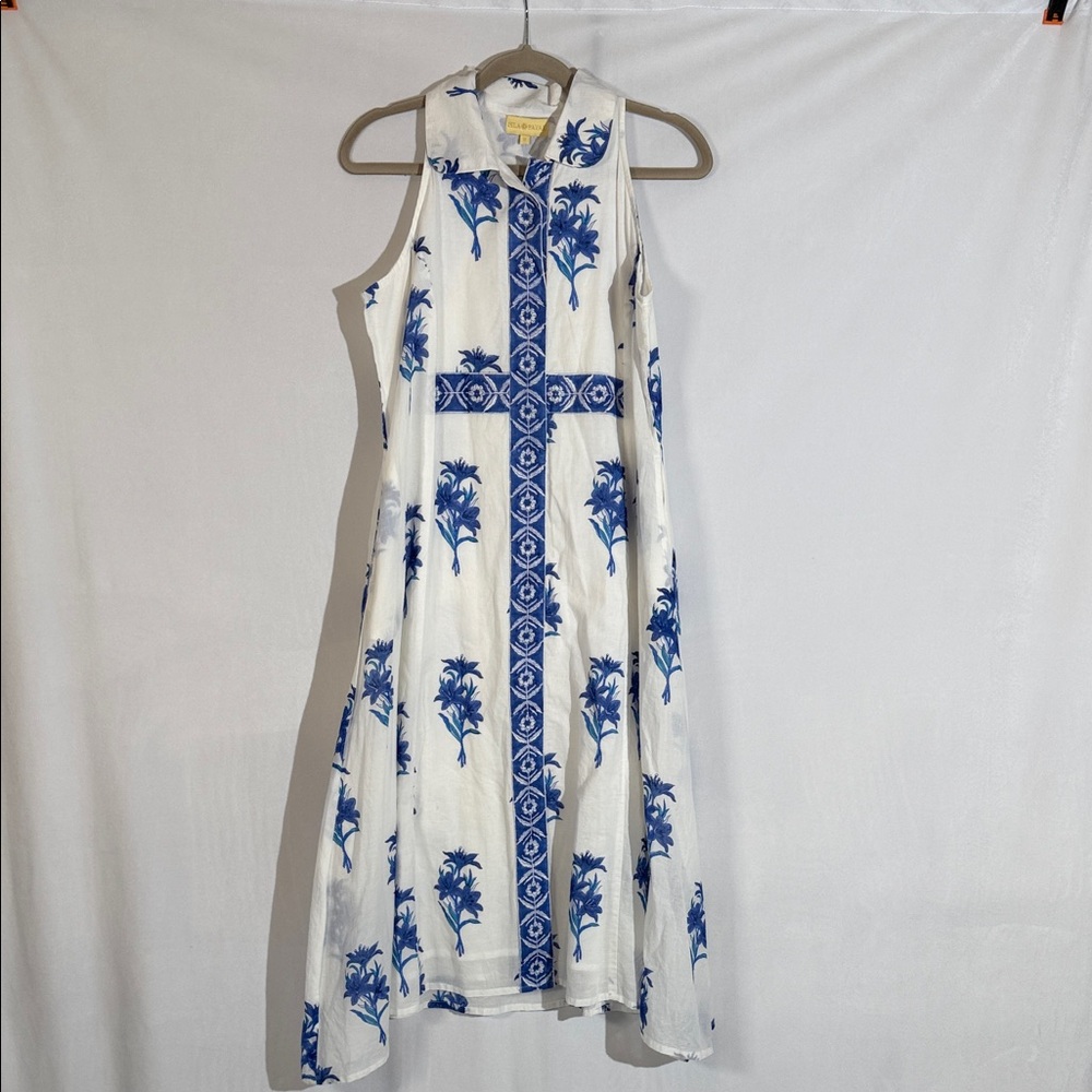 NWOT Isla Payal Midi Dress Size S White With Blue Floral Print. 100% Cotton